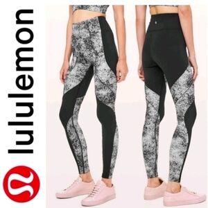 Lululemon Sweat & Repeat Tight 28" Black/ Serigraph Starlight Black Multi Size 4